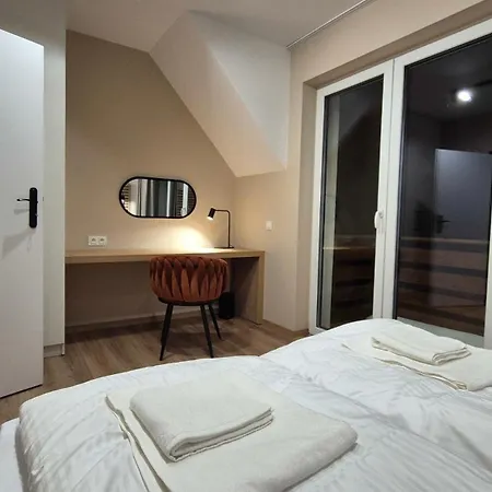 Black Hill Pod Zieleńcem Boho Nr6 Domek alpejski Duszniki Zdrój