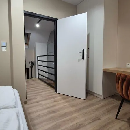 Black Hill Pod Zieleńcem Boho Nr6 Domek alpejski Duszniki Zdrój